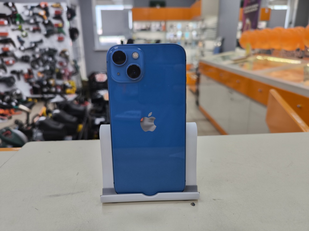 Смартфон Apple iPhone 13 128Gb