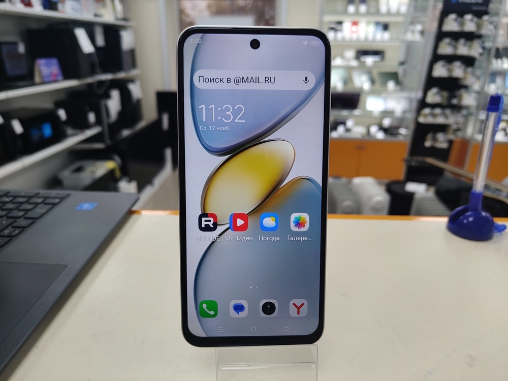 Смартфон Tecno Spark Go1 3/64