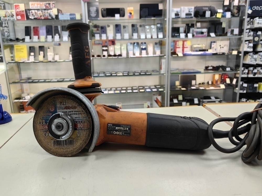 Угловая шлифмашина AEG WS 13-125XE