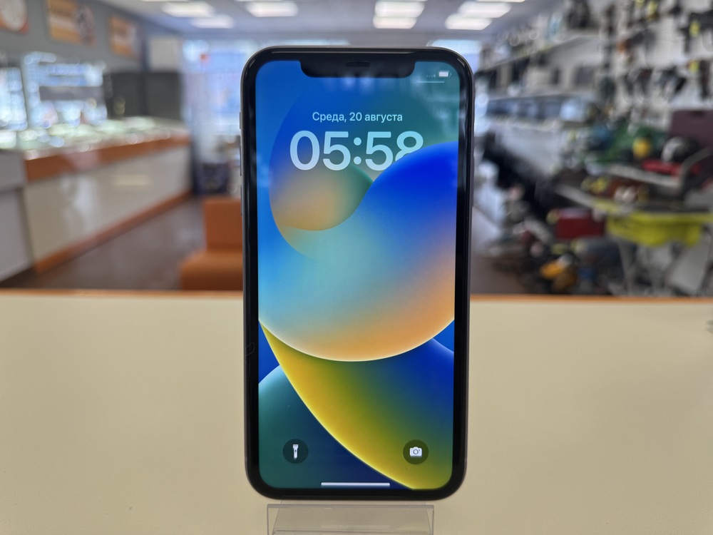 Смартфон Apple iPhone 11 64Gb