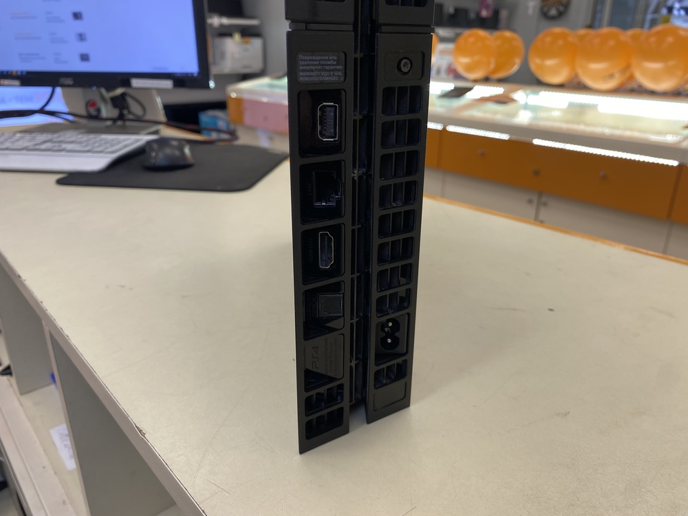 Игровая приставка PlayStation 4 FAT 500GB