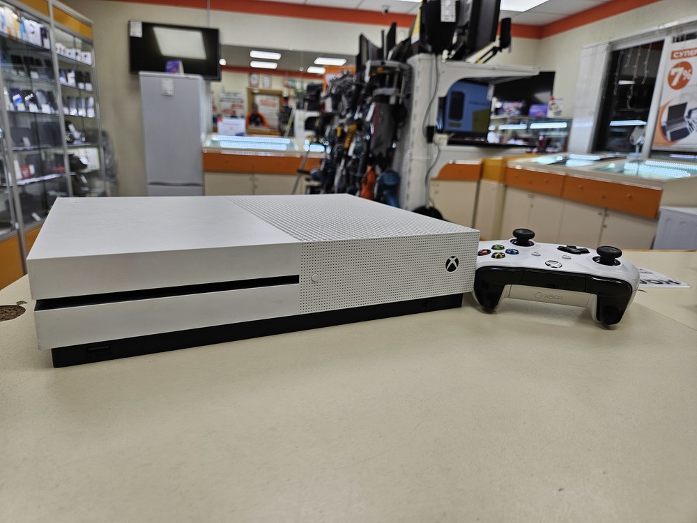 Игровая приставка Xbox One S 1TB