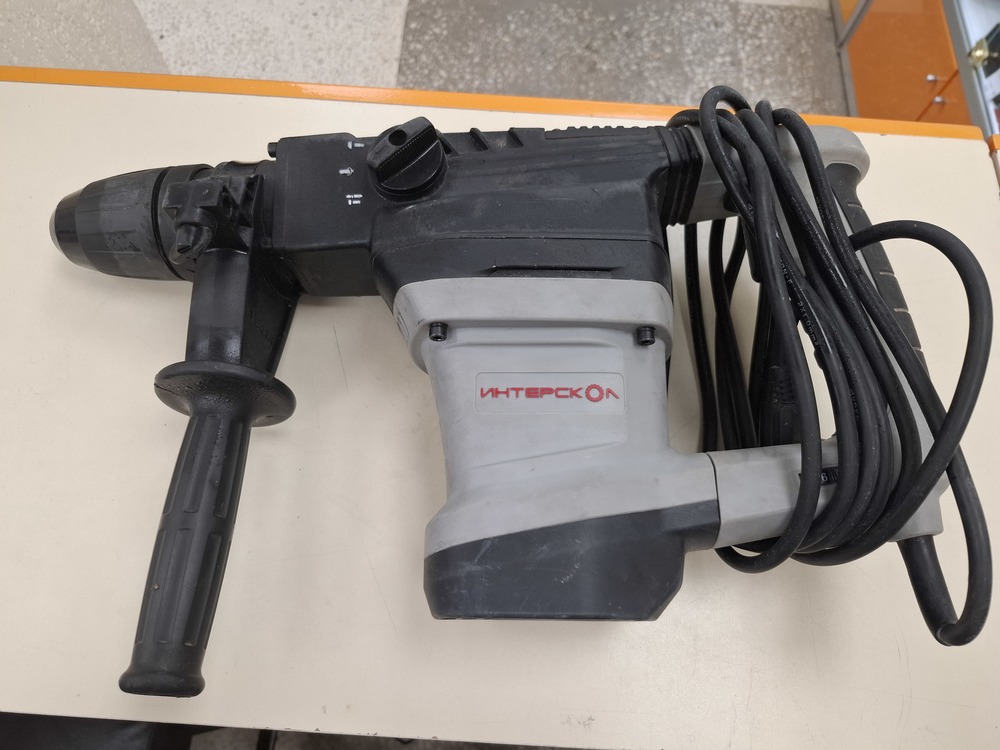 Перфоратор Интерскол П-40/1100ЭВ-2