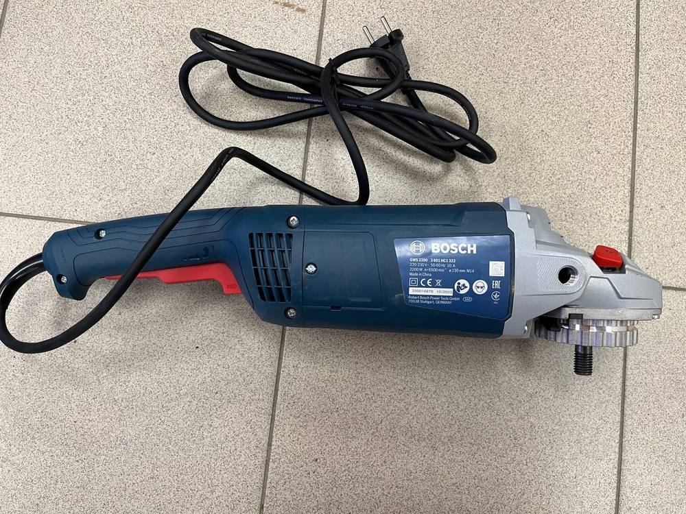 Угловая шлифмашина Bosch GWS-2200;