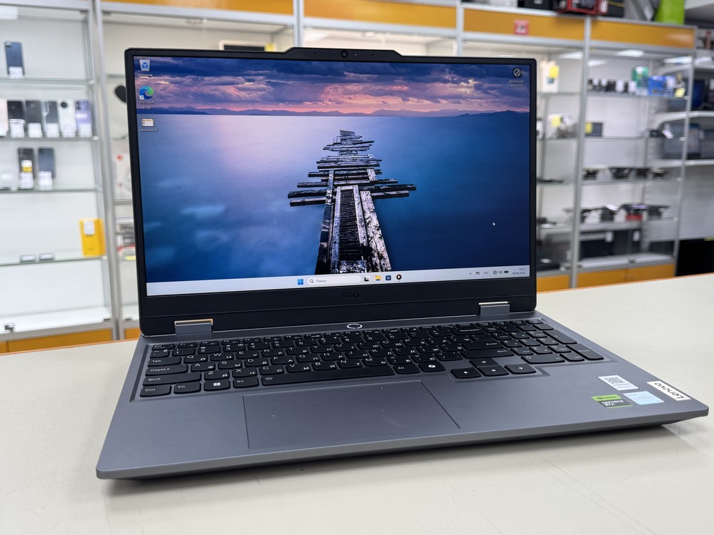 Ноутбук Lenovo; i5-13450HX, Geforce RTX 4060, 16 Гб, 512 GB, Нет