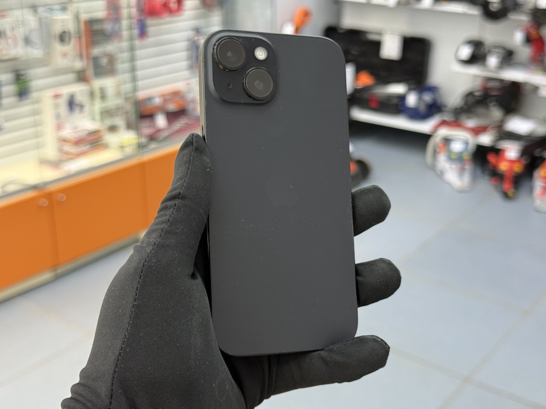 Смартфон Apple Iphone 15 128Gb