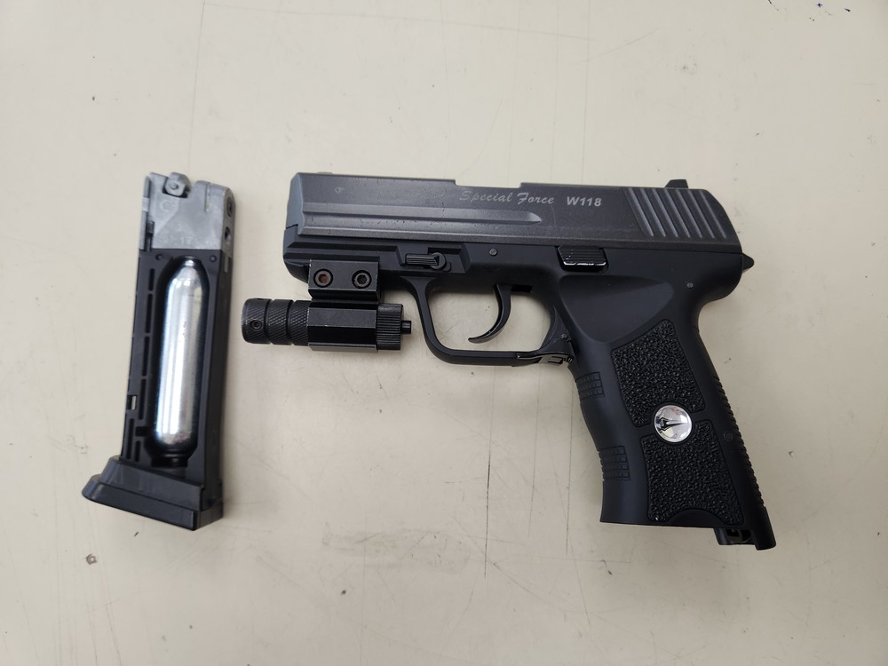Пистолет пневматический Borner Special Force W118;