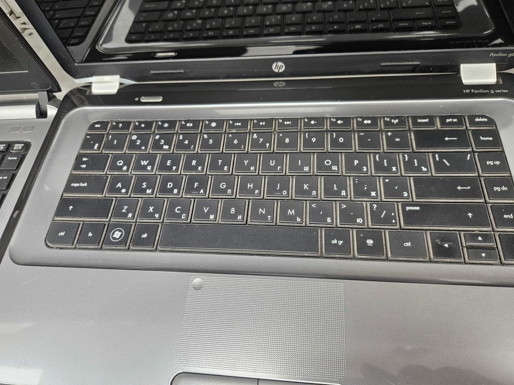 Ноутбук HP g6-1216er; A8-3500M, Radeon HD 6620G, 6 Гб, Нет, 320 Гб
