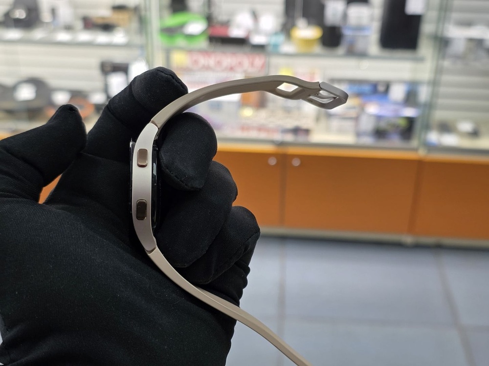 Смарт-часы Samsung Galaxy Watch 4 40mm