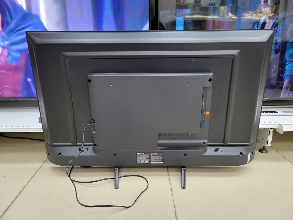LED Телевизор Xiaomi L43M7-EARU