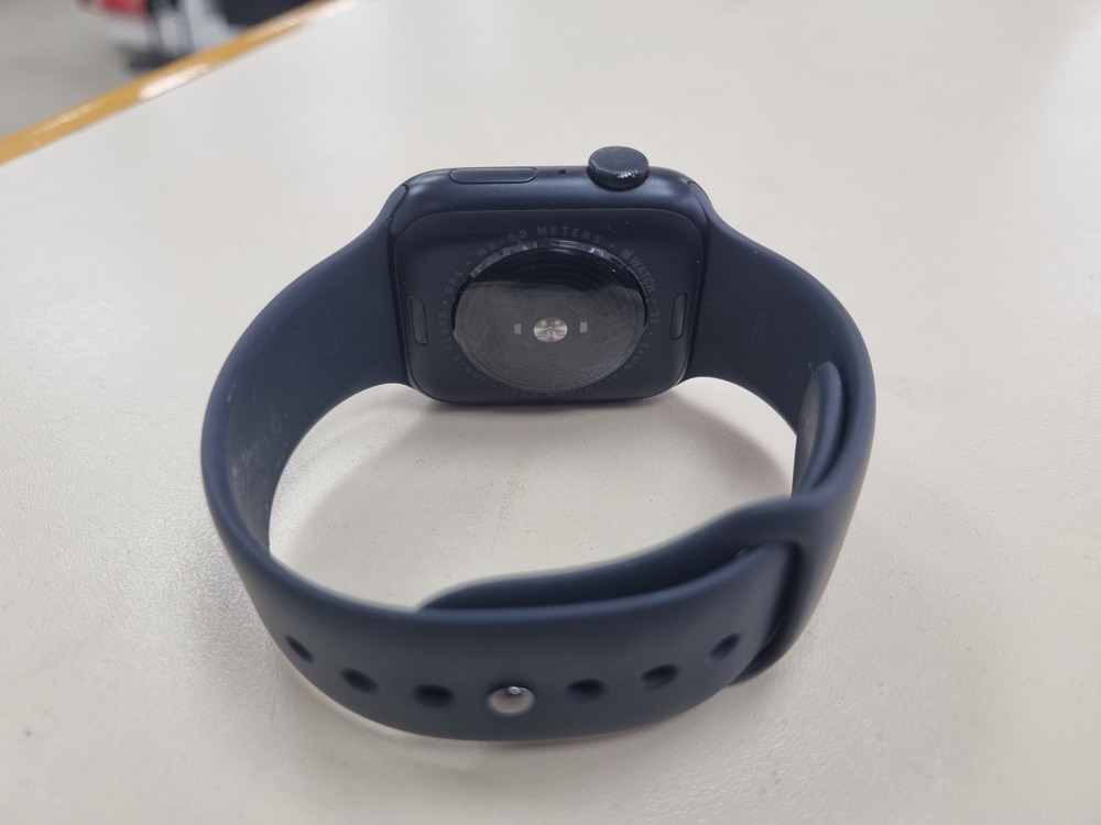 Смарт-часы Apple Watch SE 2020 44mm
