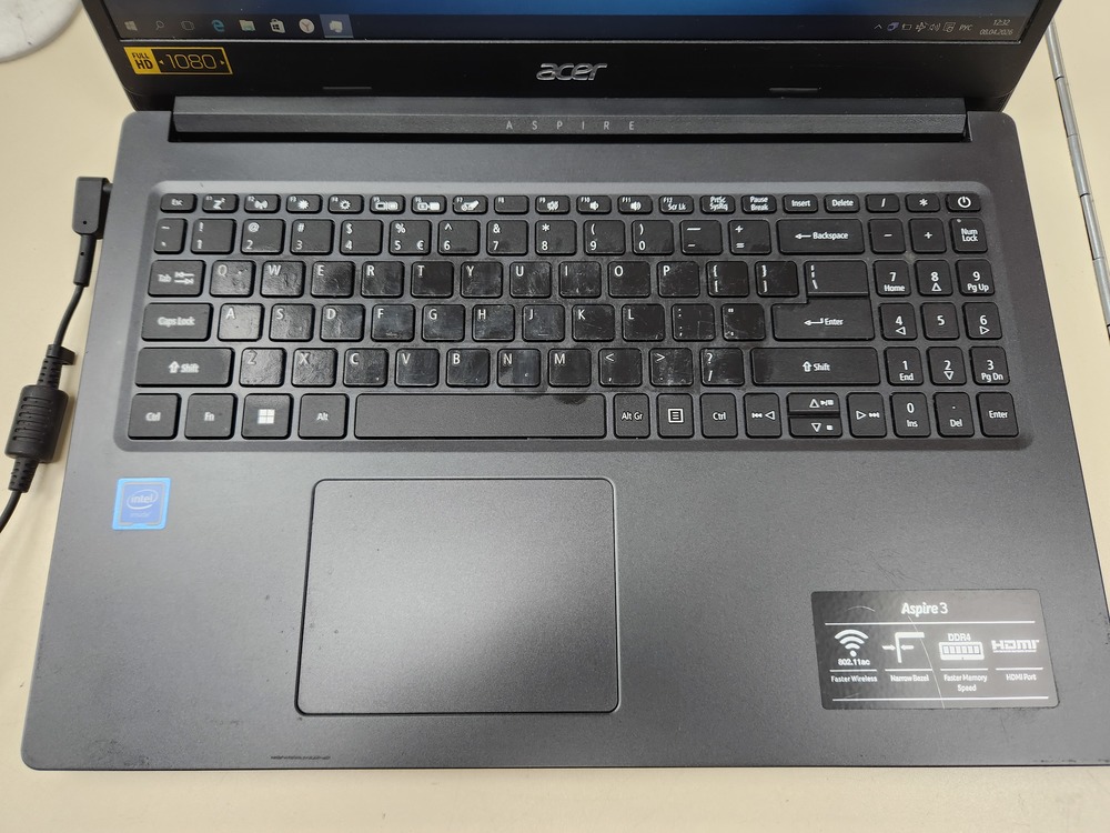 Ноутбук Acer; Celeron N4020, HD Graphics, 4 Гб, Нет, 1 Tb