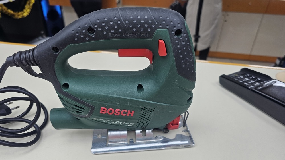 Лобзик Bosch PST 650