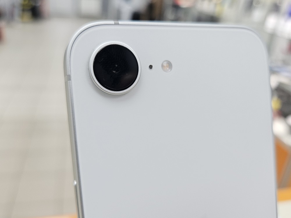 Смартфон Apple Iphone 16E 128Gb