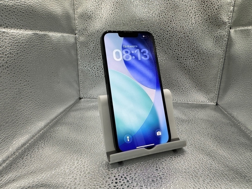 Смартфон Apple iPhone 13 128Gb