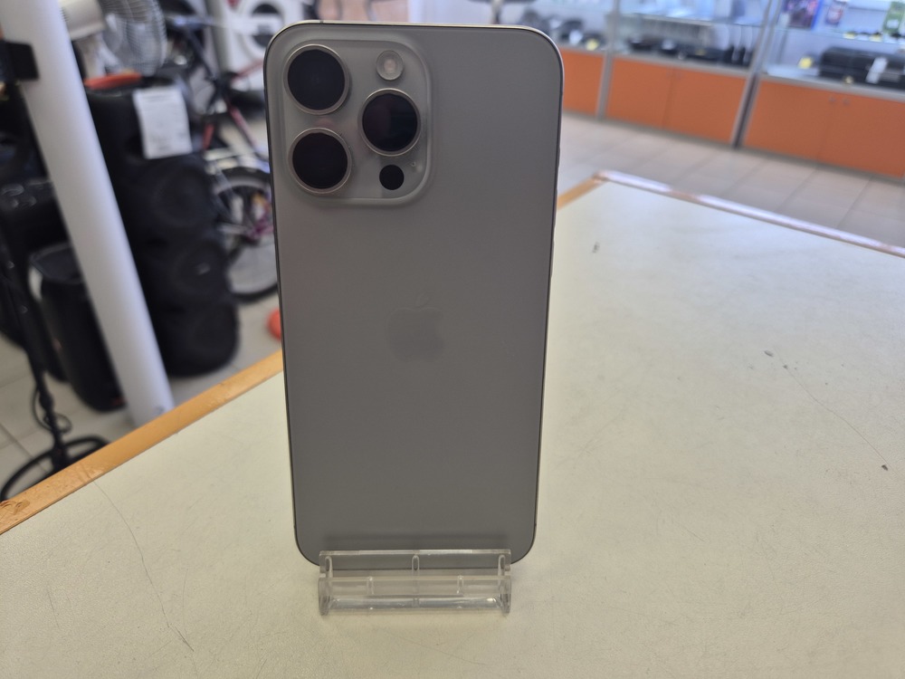 Смартфон Apple iPhone 15 Pro Max 256Gb