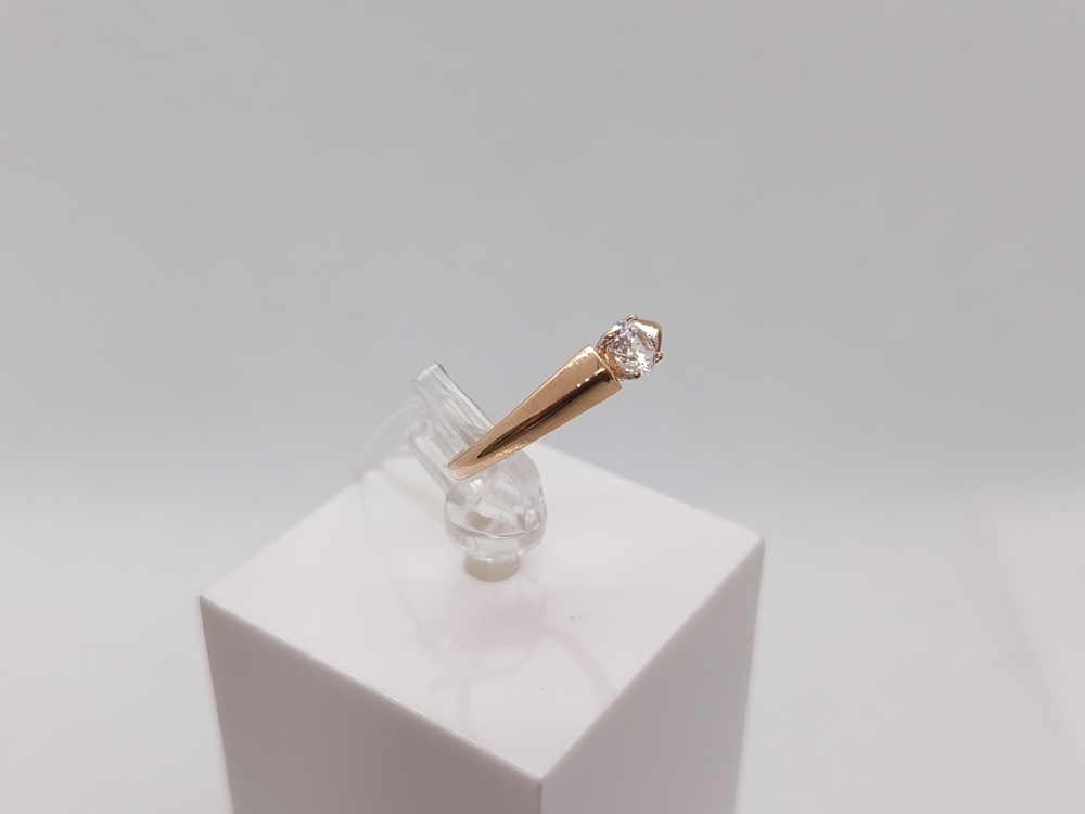 КОЛКМ585 КОЛЬЦО С КАМНЕМ (Au 585)