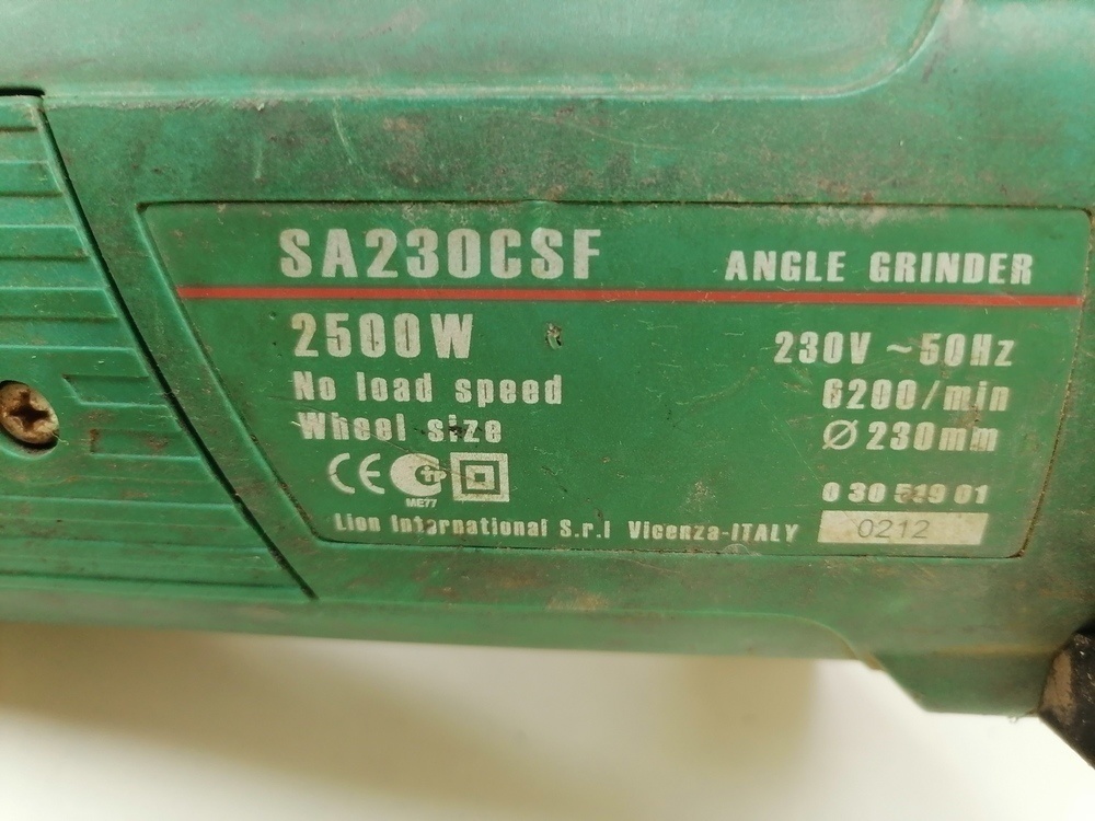 Угловая шлифмашина Status SA-230S