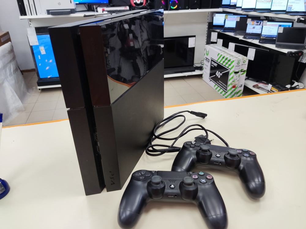 Игровая приставка PlayStation 4 FAT 500GB