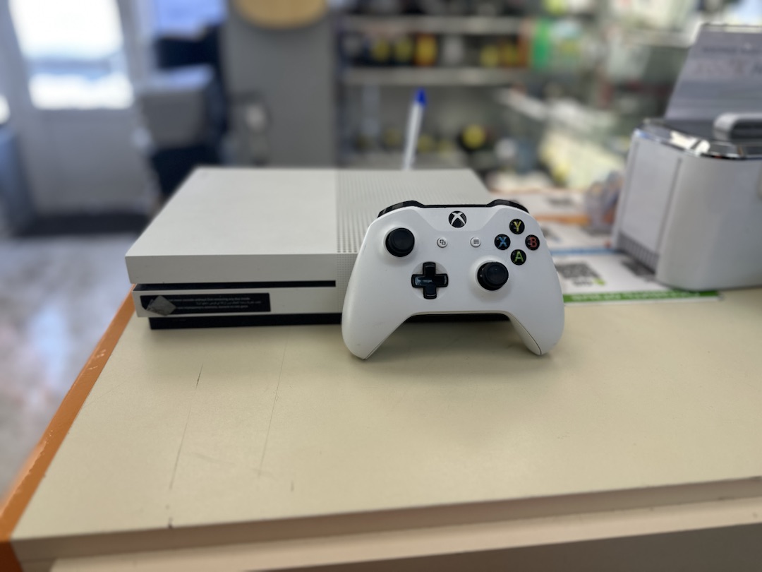 Игровая приставка Xbox One S 500Gb