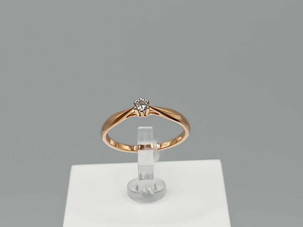 КОЛКМ585 КОЛЬЦО С КАМНЕМ (Au 585)