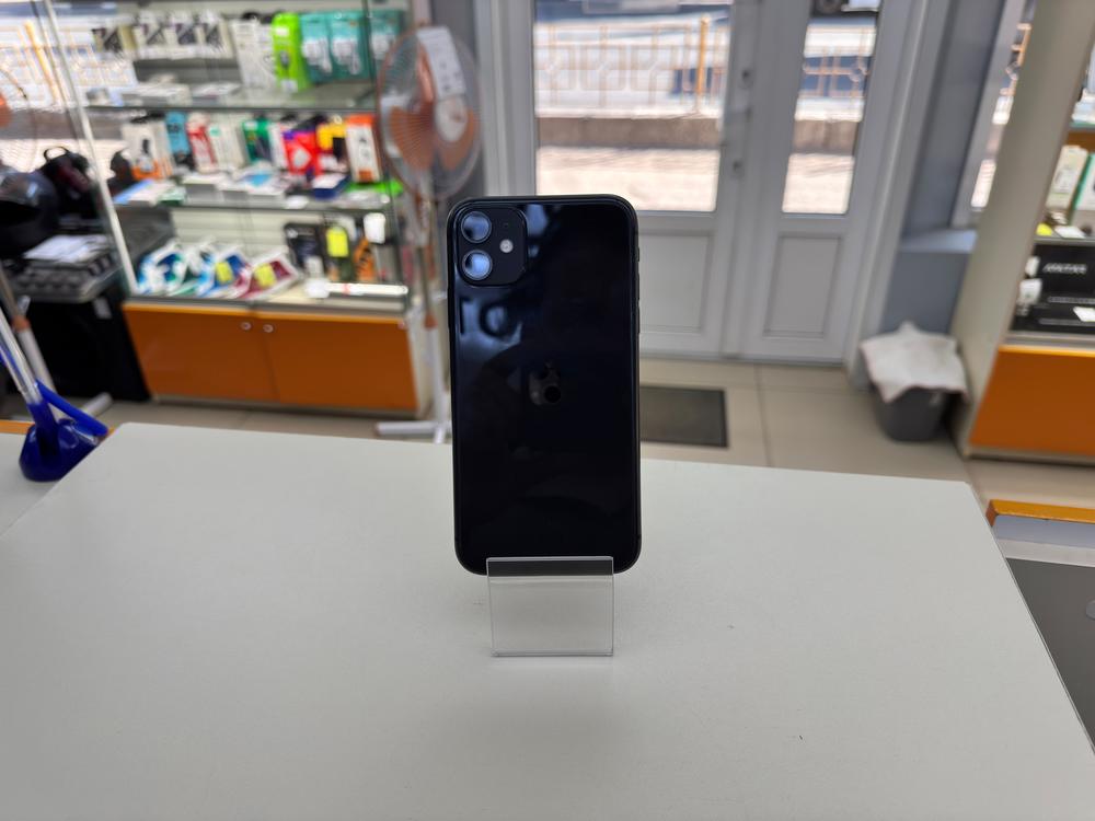 Смартфон Apple iPhone 11 64Gb