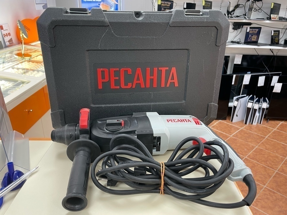 Перфоратор Ресанта П-32-1000К