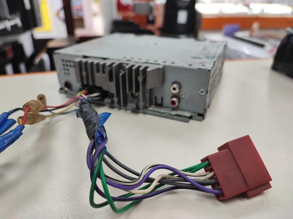 Автомагнитола Pioneer MVH-150UB