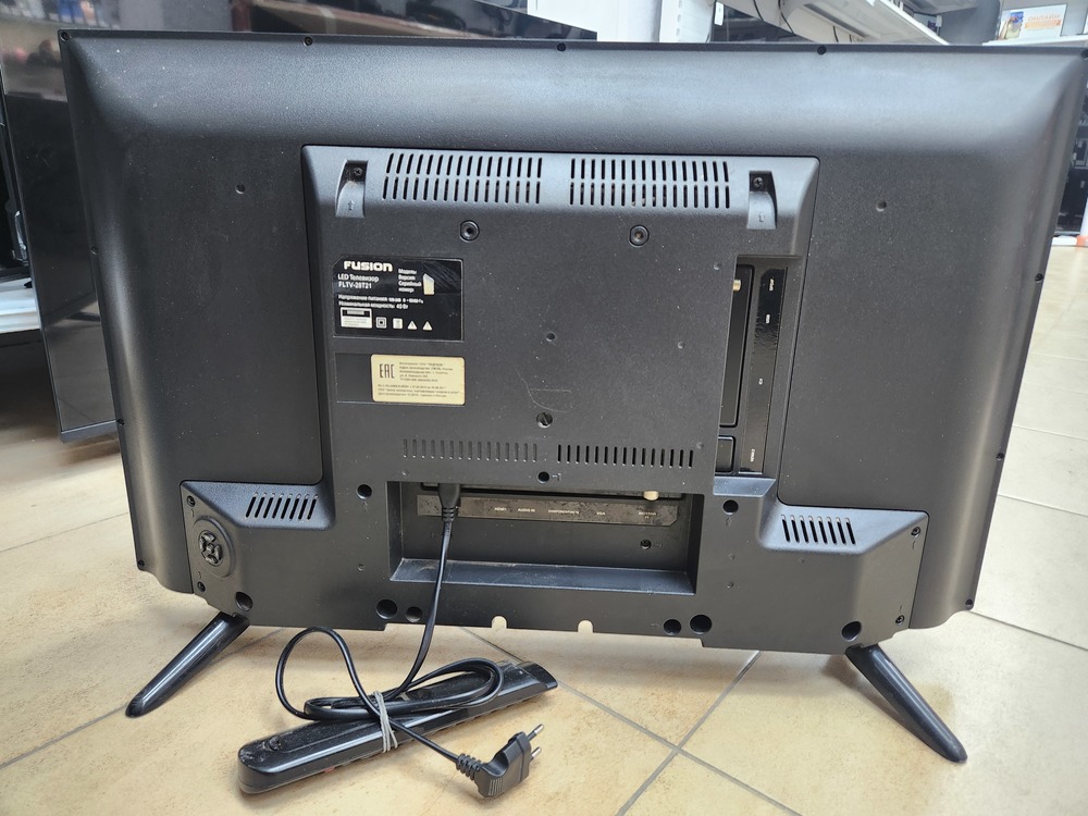 LED Телевизор Fusion FLTV-28T5
