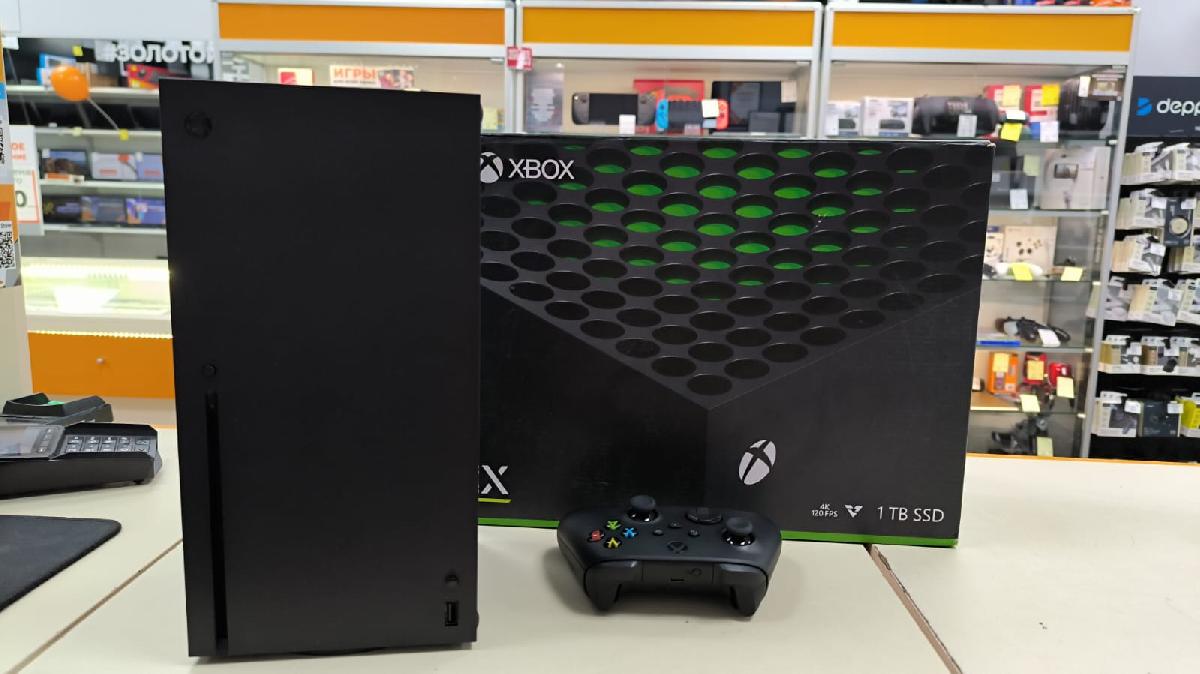 Игровая приставка Xbox Series X 1Tb