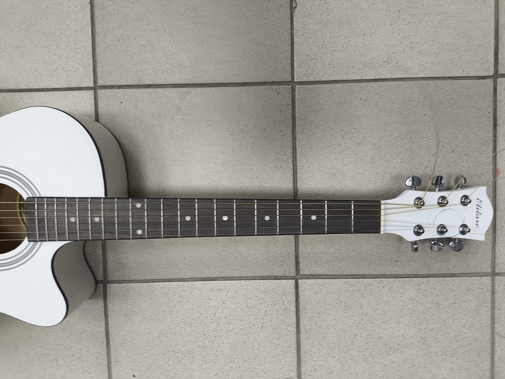 Гитара акустическая Elitaro E4020WH