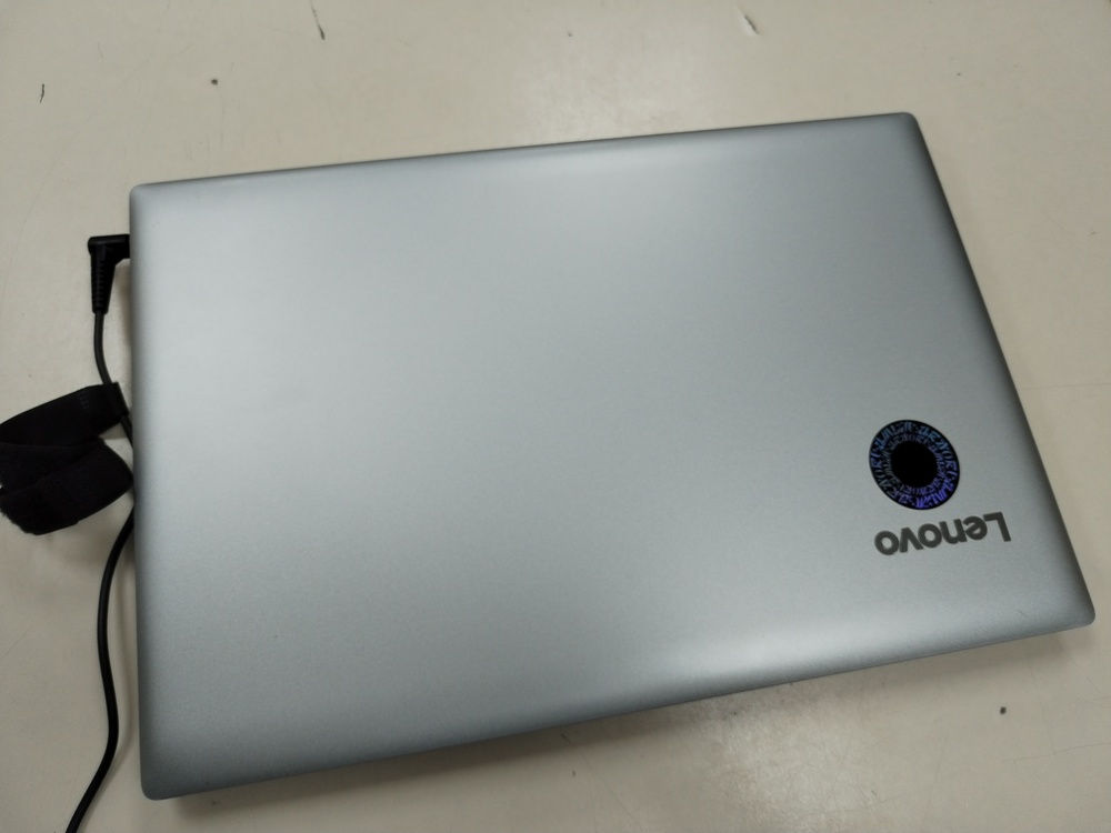 Ноутбук Lenovo ideapad 330; Core i5-7200U, Intel HD Graphics 620, 6 Гб, Нет, 120 Гб