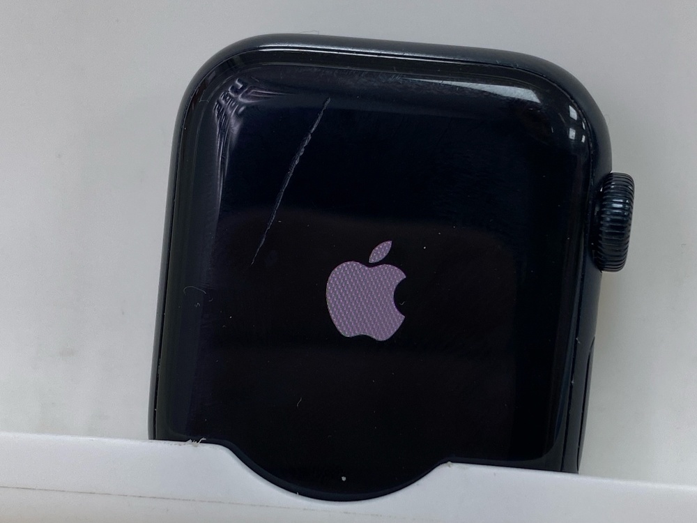 Смарт-часы Apple Watch SE 2022 40mm