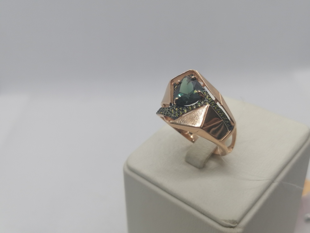КОЛЬЦО ТУРМАЛИН с камнями (Au 585)