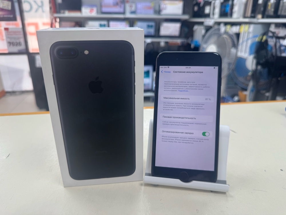Смартфон Apple iPhone 7 Plus 32Gb