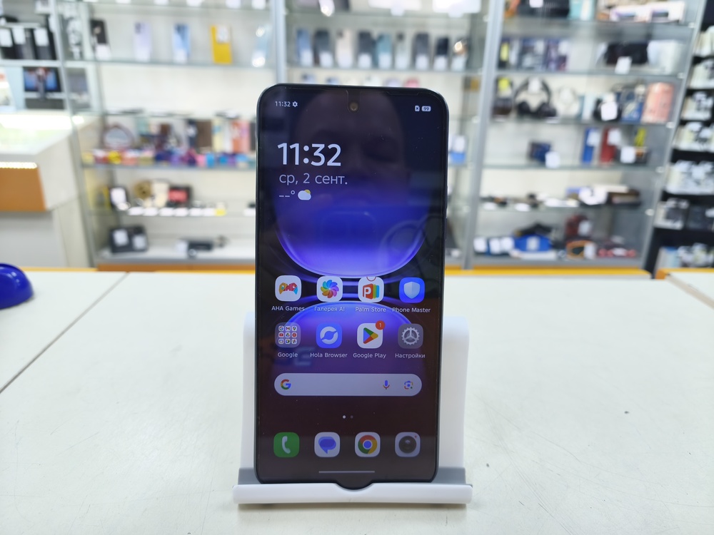 Смартфон Tecno Spark 40C 4/128