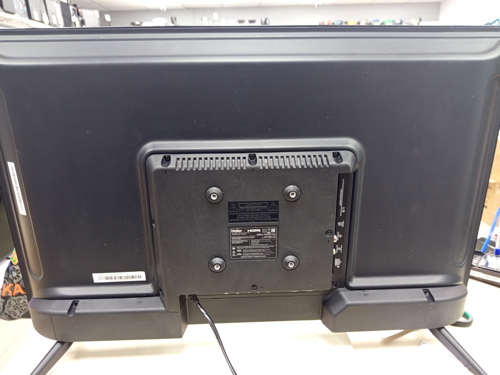 LED Телевизор Haier 32 Smart TV S2