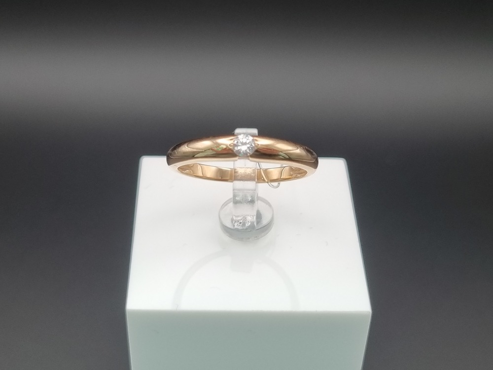 01-7121 КОЛЬЦО С КАМНЕМ (Au 585)