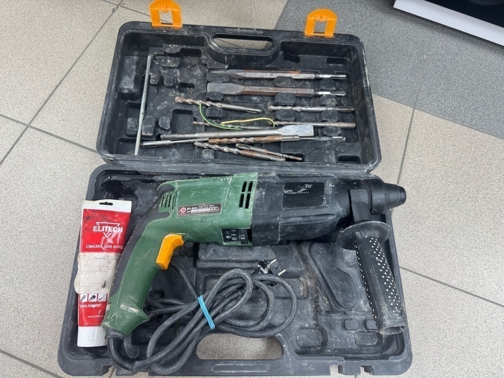 Перфоратор Калибр ЭП-800/30