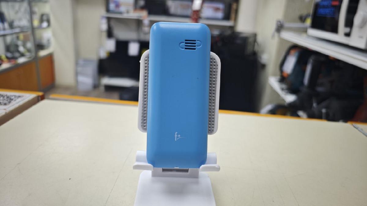 Мобильный телефон F+ F170L