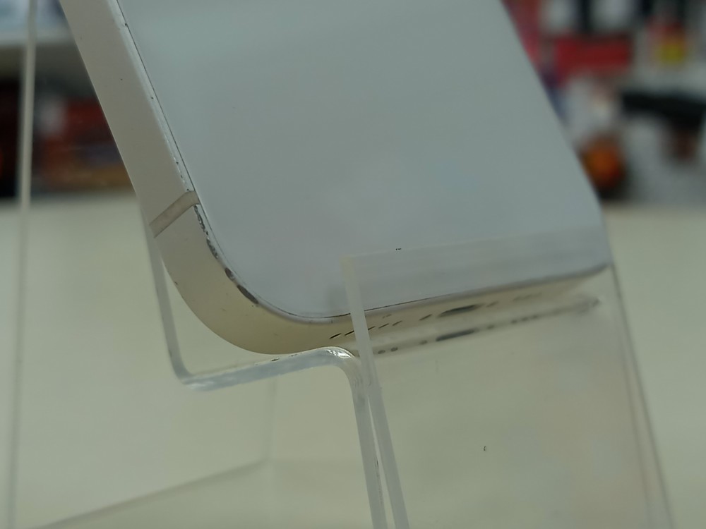 Смартфон Apple iPhone 13 128Gb