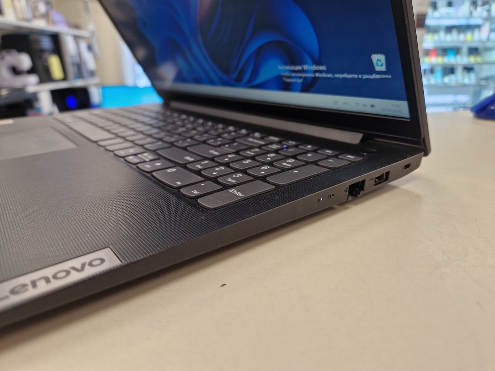 Ноутбук Lenovo; Core i5-1135G7, Intel iris XE Graphics, 8 Гб, 500 Гб, Нет