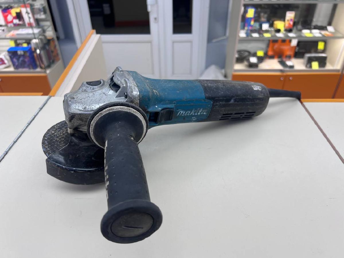 Угловая шлифмашина Makita GA-5090