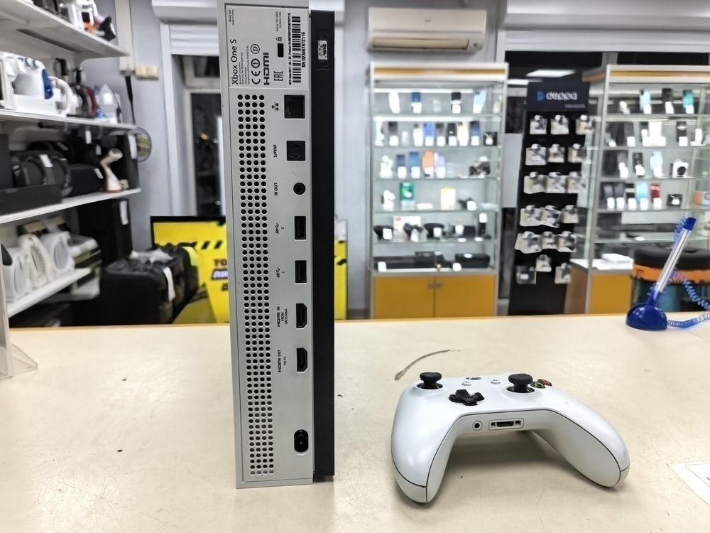 Игровая приставка Xbox One S 500Gb