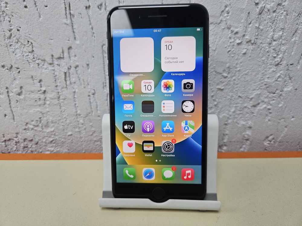 Смартфон Apple iPhone 8 Plus 64Gb