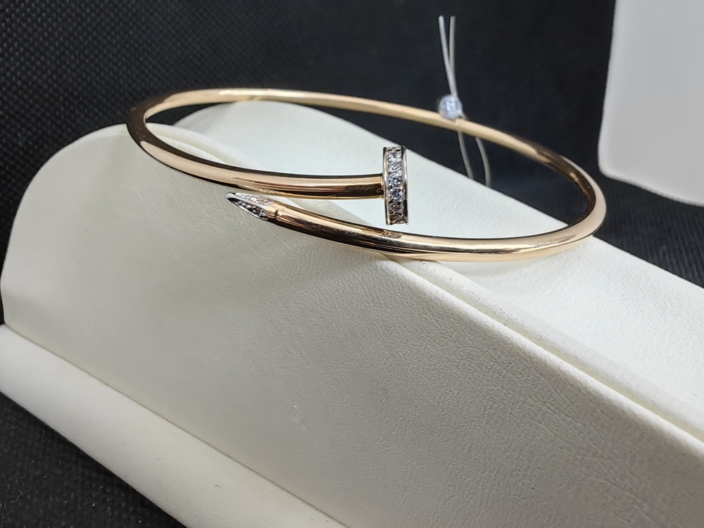 070029 БРАСЛЕТ ЖЕСТКИЙ с камнями (Au 585)