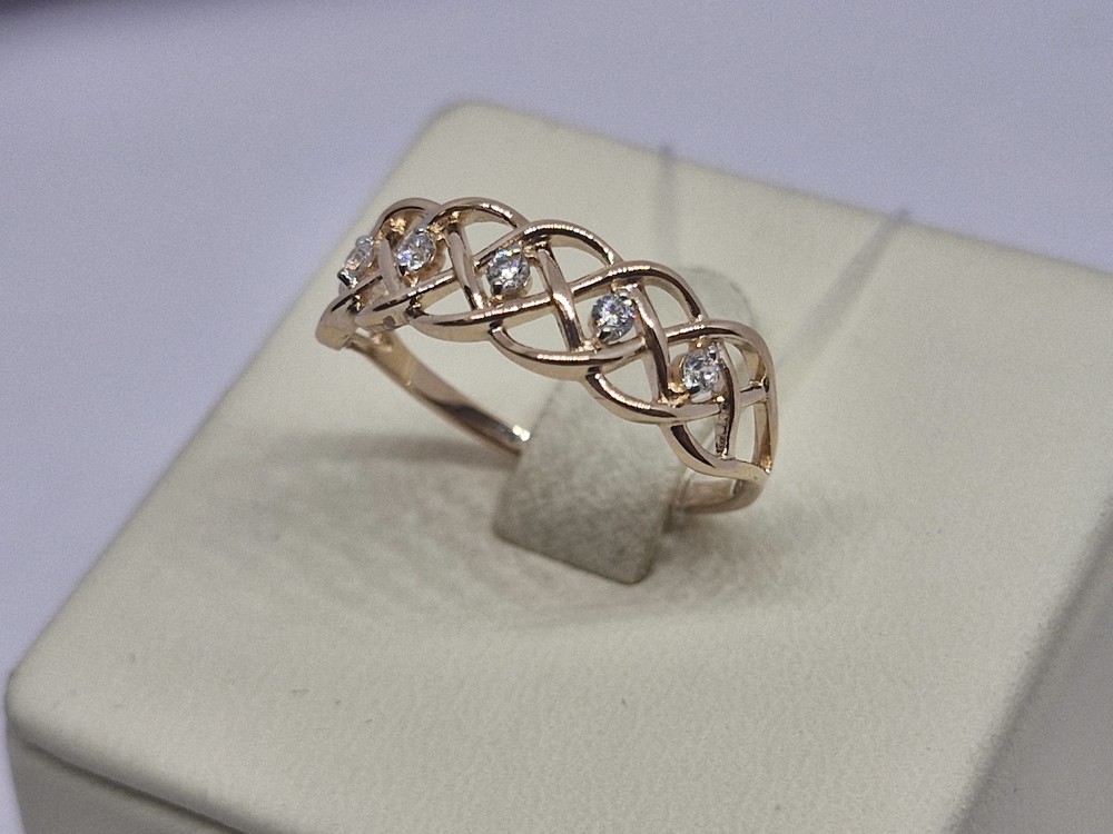 КОЛЬЦО С КАМНЯМИ (Au 585)