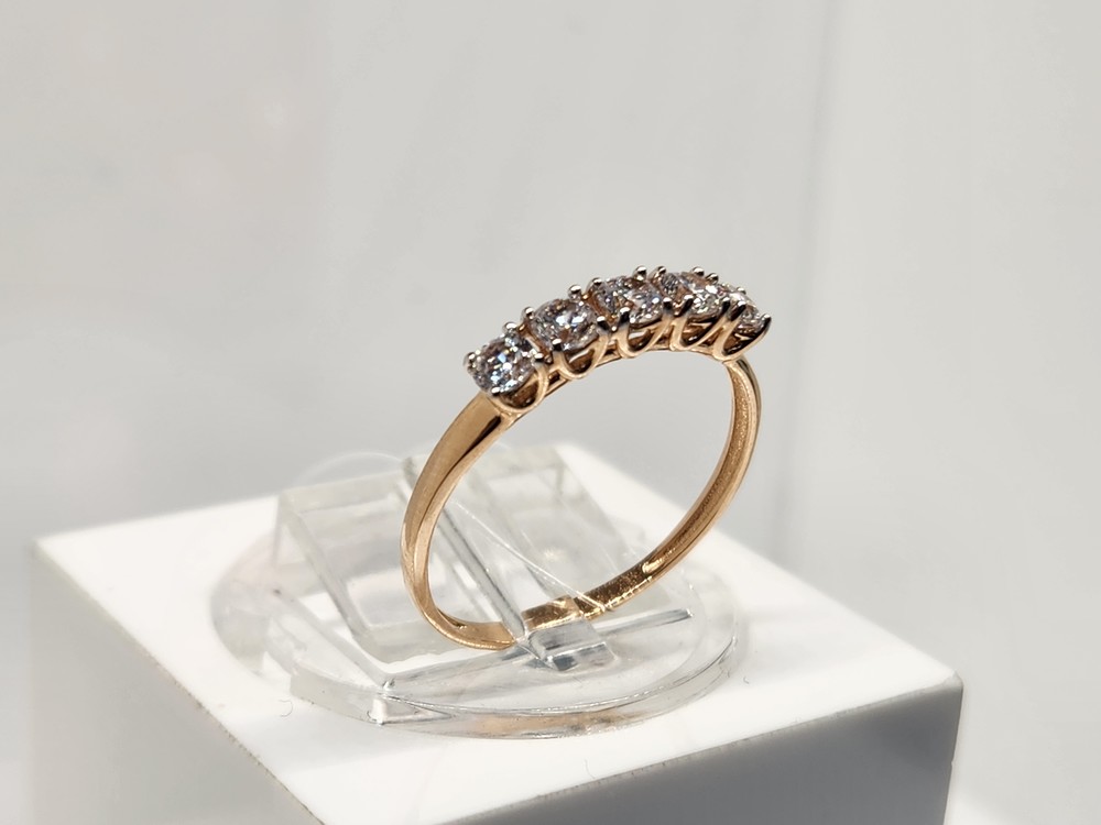 КОЛЬЦО С КАМНЯМИ (Au 585)