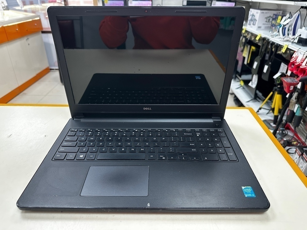 Ноутбук DELL; Core i3-5005U, Intel Iris Graphics 550, 4 Гб, Нет, 1 Tb