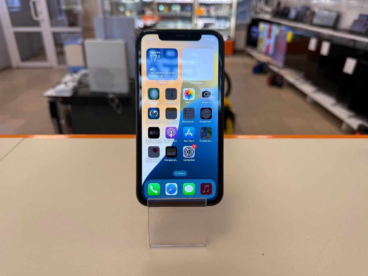 Смартфон Apple iPhone 11 64Gb